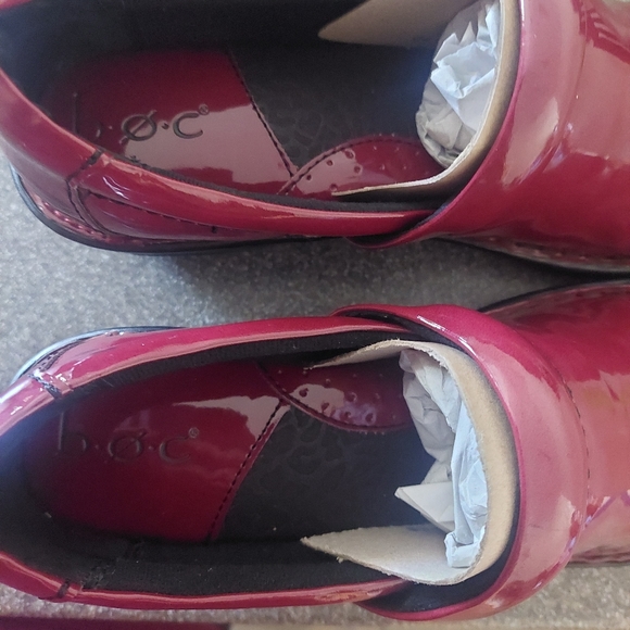 BOC SIZE 10 MED CLOGS - Picture 5 of 10